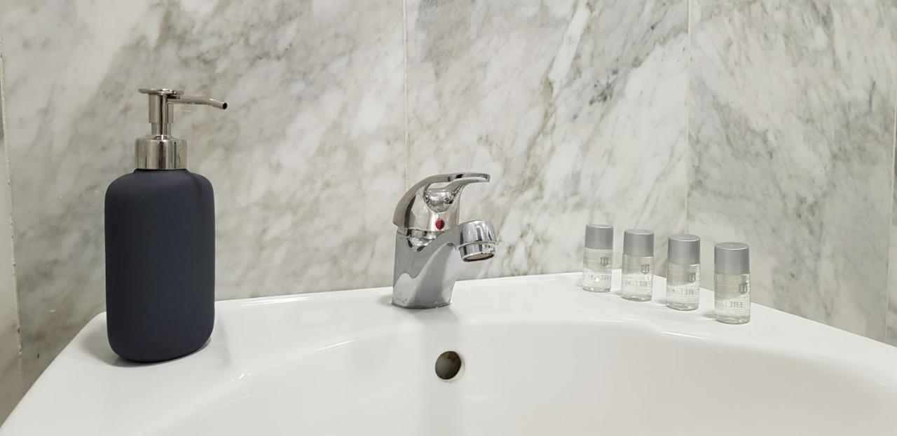Lux Home - Sierpes Terrace Sevilla Eksteriør bilde
